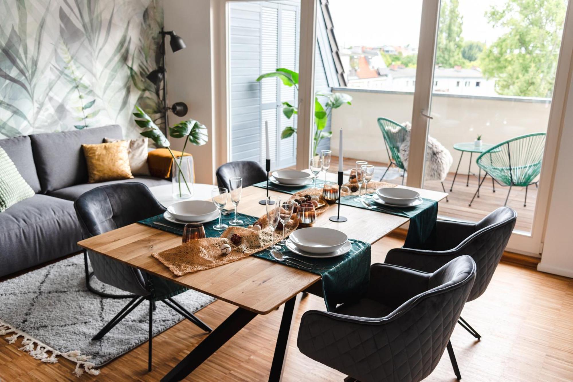 Hybrid Work-Play Retreat - 2Br, 1B Central Kreuzberg — Photos 2